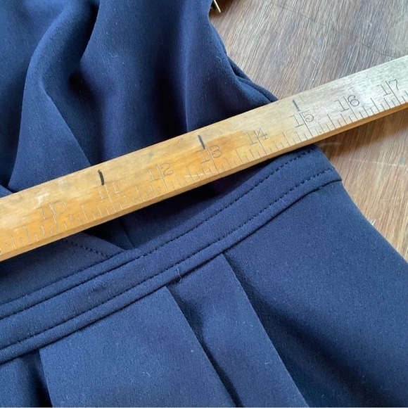 DKNY Dress Faux Wrap Midnight Blue Short Sleeve Size 6 - Picture 11 of 11